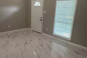 22418 E Shorewood Loop E, Houston, TX 77336 - Photo 7