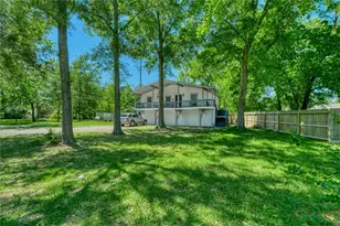 22418 E Shorewood Loop E, Houston, TX 77336 - Photo 3