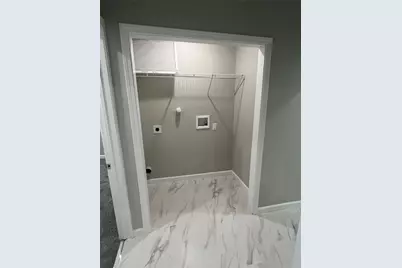 22418 E Shorewood Loop E, Houston, TX 77336 - Photo 13