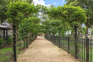 2703 Arabelle Grove, Houston, TX 77007 - Photo 35