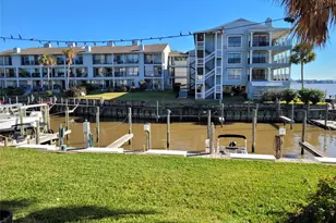 104 Yacht Club Ln, Seabrook, TX 77586 - Photo 1