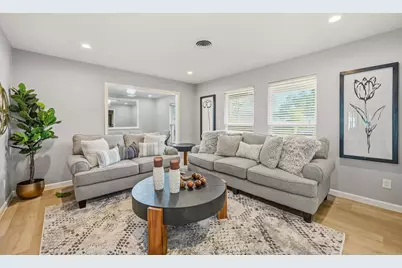 10703 Valley Forge Drive, Houston, TX 77042 - Photo 11