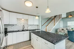 21446 Gulf Dr, Galveston, TX 77554 - Photo 23