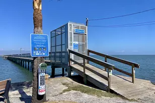 21446 Gulf Dr, Galveston, TX 77554 - Photo 37