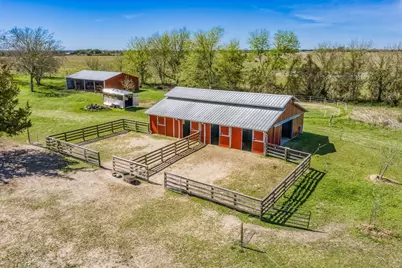 6510 Ganske Road, Burton, TX 77835 - Photo 21