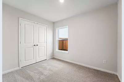 8117 Sunberry Shadow Drive, Houston, TX 77016 - Photo 7