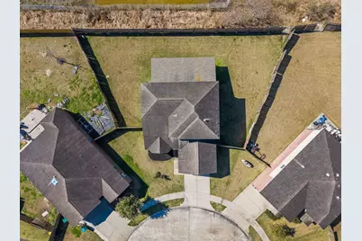 422 Turquoise Trade Drive, La Marque, TX 77568 - Photo 3