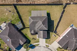 422 Turquoise Trade Dr, La Marque, TX 77568 - Photo 3