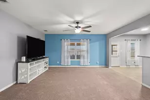 422 Turquoise Trade Dr, La Marque, TX 77568 - Photo 13