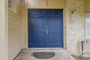 10343 Huntington Pl Dr, Houston, TX 77099 - Photo 1