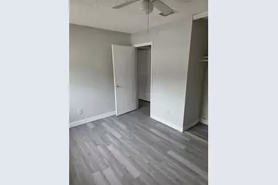 10343 Huntington Place Drive #343, Houston, TX 77099 - Photo 9