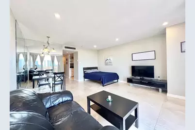 2016 Main Street #1708, Houston, TX 77002 - Photo 3