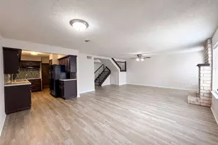 11710 S Kirkwood Rd, Houston, TX 77477 - Photo 9