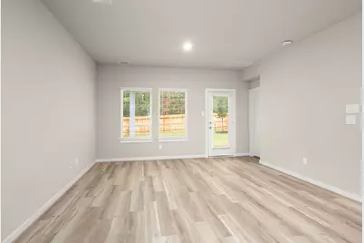 18733 Timber Glen Drive, Conroe, TX 77316 - Photo 15