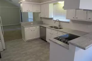 2706 Lufkin Ln, Deer Park, TX 77536 - Photo 5