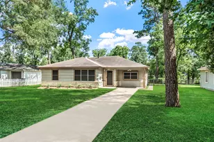 1105 Thomas Ave, Conroe, TX 77301 - Photo 1