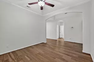 13302 Maywater Crest Ct, Humble, TX 77346 - Photo 7
