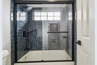 1808 N Mission Circle, Friendswood, TX 77546 - Photo 23