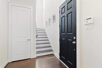 8810 Hollister Pine Court, Houston, TX 77080 - Photo 17