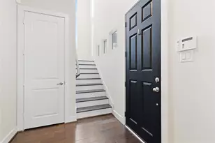 8810 Hollister Pine Ct, Houston, TX 77080 - Photo 17