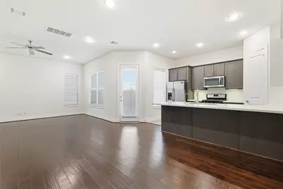 8810 Hollister Pine Court, Houston, TX 77080 - Photo 11