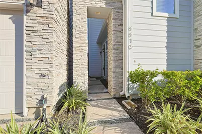 8810 Hollister Pine Court, Houston, TX 77080 - Photo 3