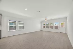 3402 Rolling River Dr, Baytown, TX 77521 - Photo 7