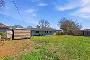 412 S 4th 1/2 St, Nederland, TX 77627 - Photo 27