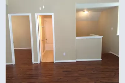 1052 Shadow Glenn Drive, Conroe, TX 77301 - Photo 9