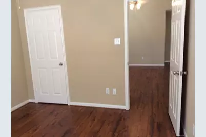 1052 Shadow Glenn Drive, Conroe, TX 77301 - Photo 11