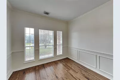 1052 Shadow Glenn Drive, Conroe, TX 77301 - Photo 7