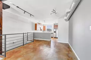 310 S Jensen Dr, Houston, TX 77003 - Photo 15