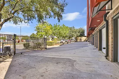 310 S Jensen Drive #2, Houston, TX 77003 - Photo 5