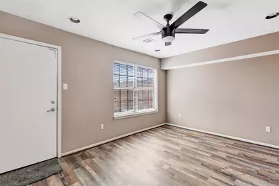 310 S Jensen Drive #2, Houston, TX 77003 - Photo 7