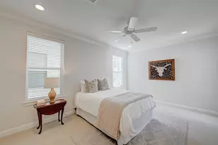 1035 Ashland St, Houston, TX 77008 - Photo 5