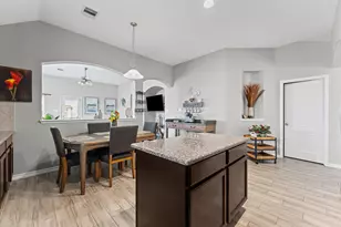 13806 Kodiak Brown Bear St, Crosby, TX 77532 - Photo 9