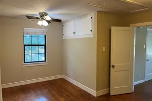 2115 Holman St, Houston, TX 77004 - Photo 9