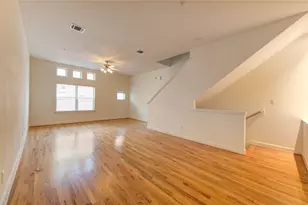 2710 Hullsmith Dr, Houston, TX 77063 - Photo 17
