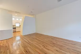 2710 Hullsmith Dr, Houston, TX 77063 - Photo 37