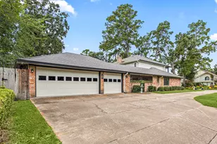 5703 Green Springs Dr, Houston, TX 77066 - Photo 3