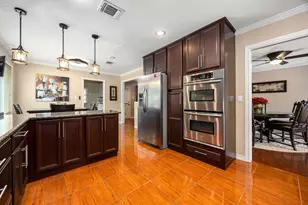 5703 Green Springs Dr, Houston, TX 77066 - Photo 15