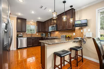 5703 Green Springs Drive, Houston, TX 77066 - Photo 13