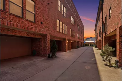 2424 Navigation Boulevard #D, Houston, TX 77003 - Photo 1