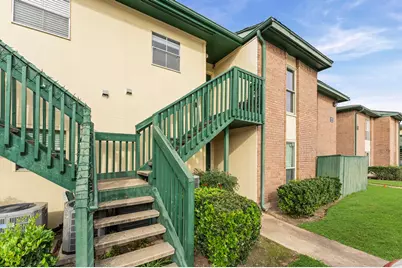 1516 Bay Area Boulevard #B8, Houston, TX 77058 - Photo 3