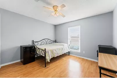 1516 Bay Area Boulevard #B8, Houston, TX 77058 - Photo 11