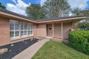 5442 Kinglet St, Houston, TX 77096 - Photo 23