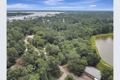 421 Columbia River Road, Conroe, TX 77316 - Photo 9