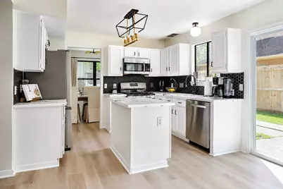 3515 Grove Oaks Drive, Houston, TX 77339 - Photo 11