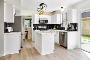 3515 Grove Oaks Dr, Houston, TX 77339 - Photo 11