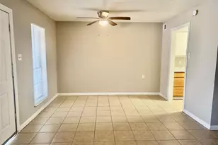 9413 Hollock St, Houston, TX 77075 - Photo 3